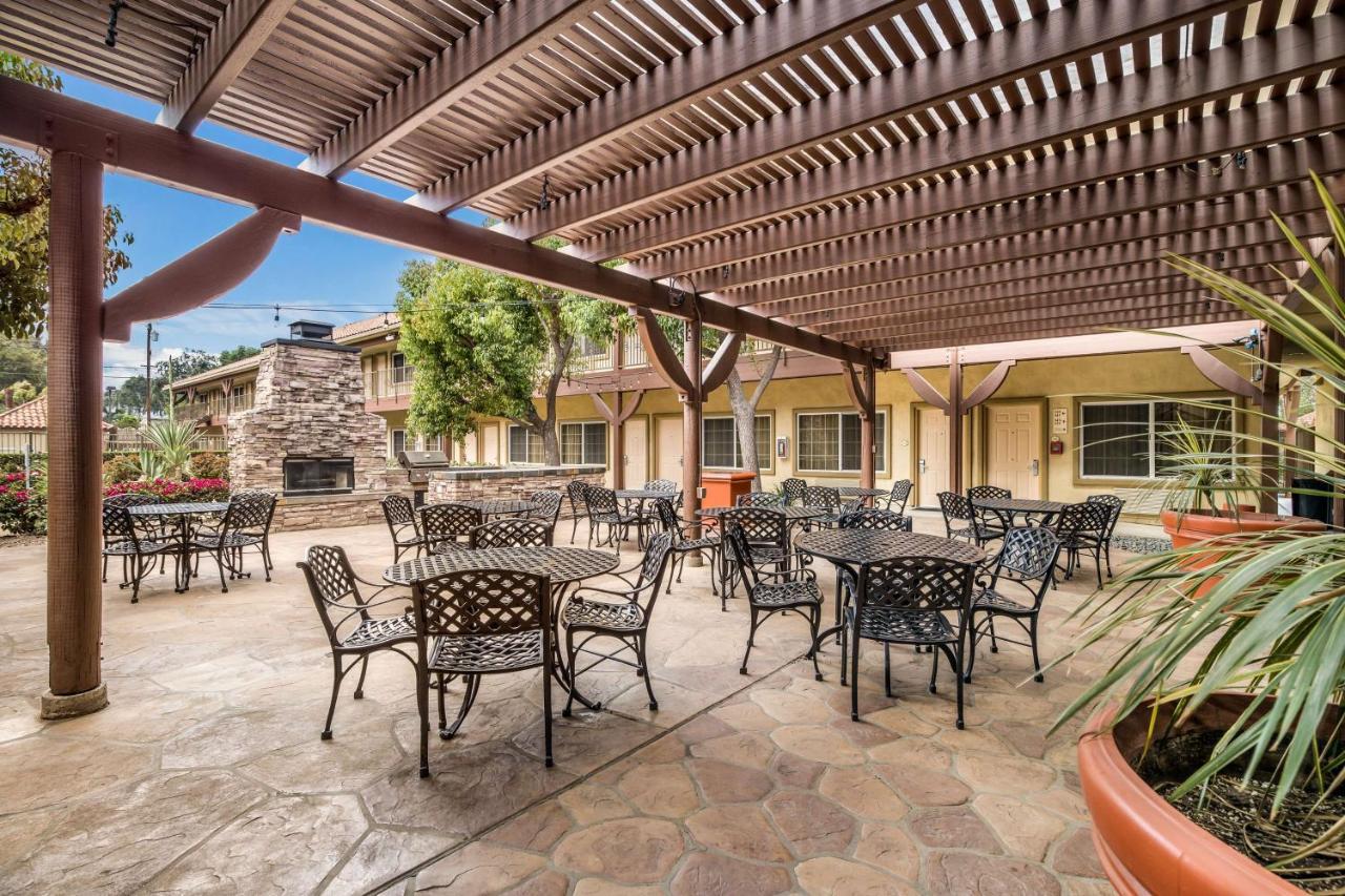 Best Western Corona Hotel&Suites Exterior foto