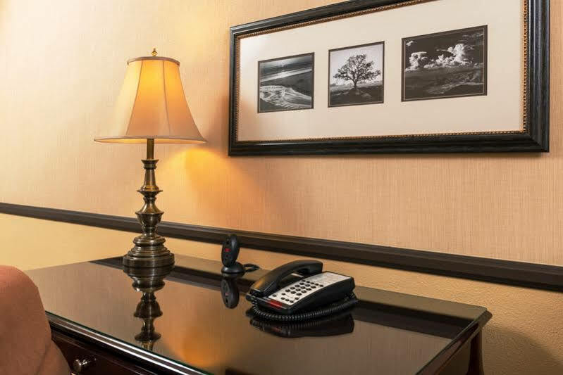 Best Western Corona Hotel&Suites Exterior foto
