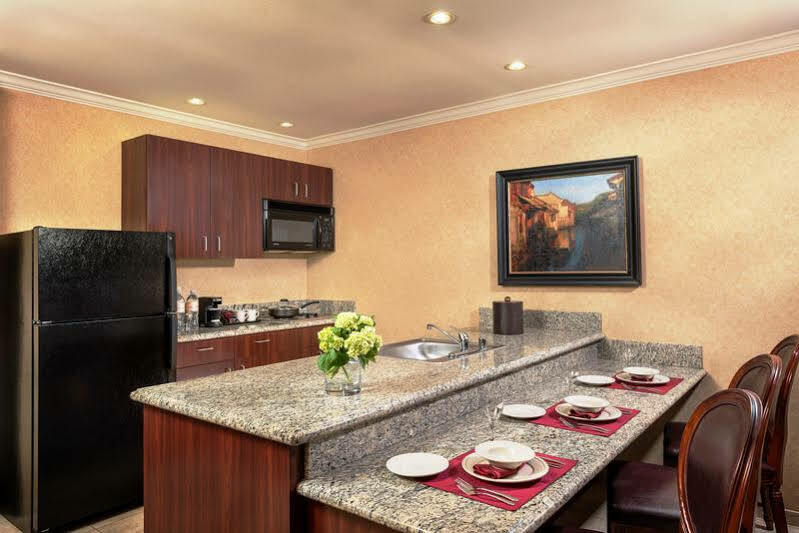 Best Western Corona Hotel&Suites Exterior foto